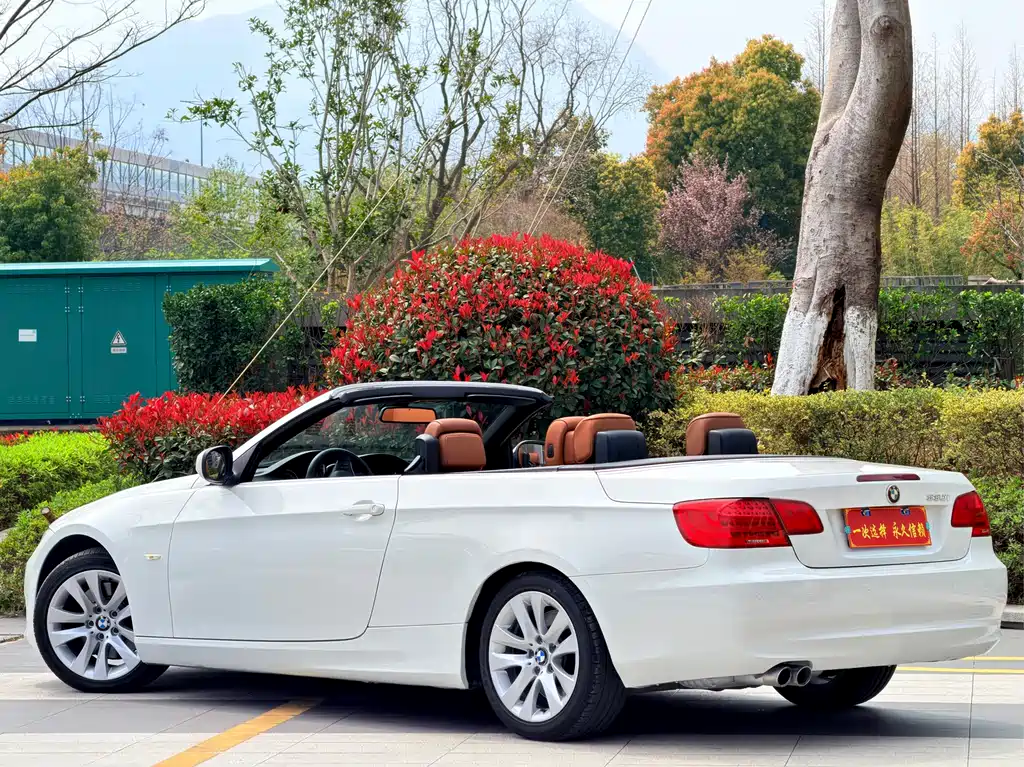 BMW 3 Series 2012 — фото 18