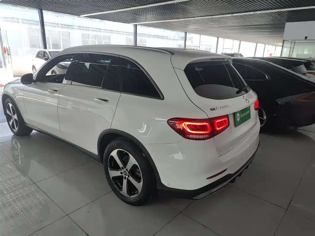 Mercedes-Benz GLC 2022 — фото 23