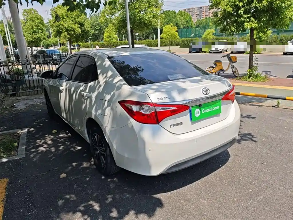 Toyota Levin 2015 — фото 5