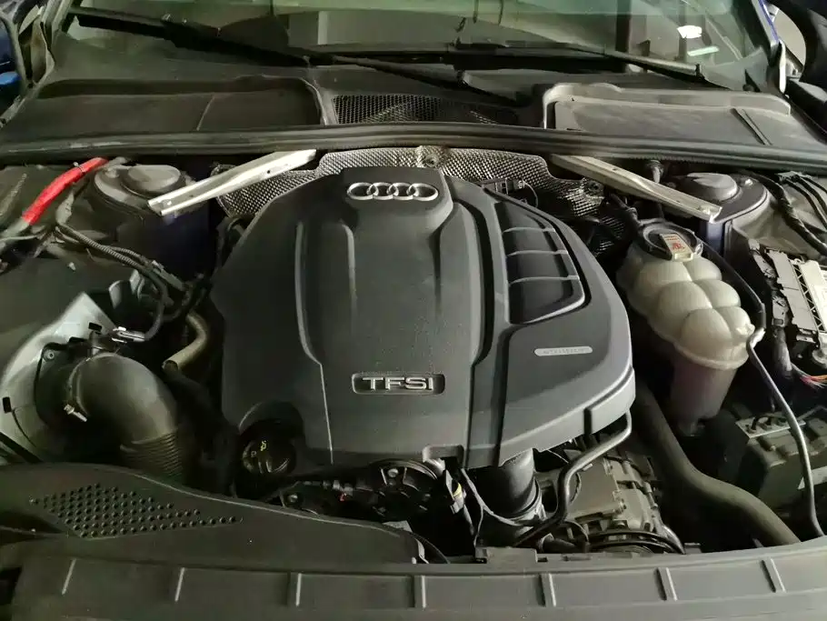 Audi A4L 2021 — фото 10