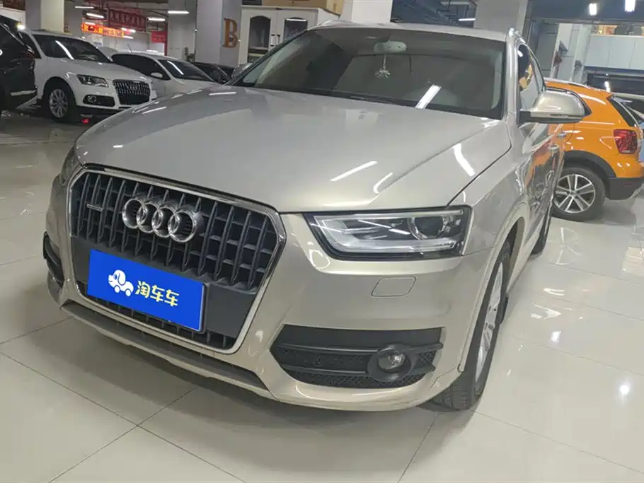 Audi Q3 2015 — фото 1