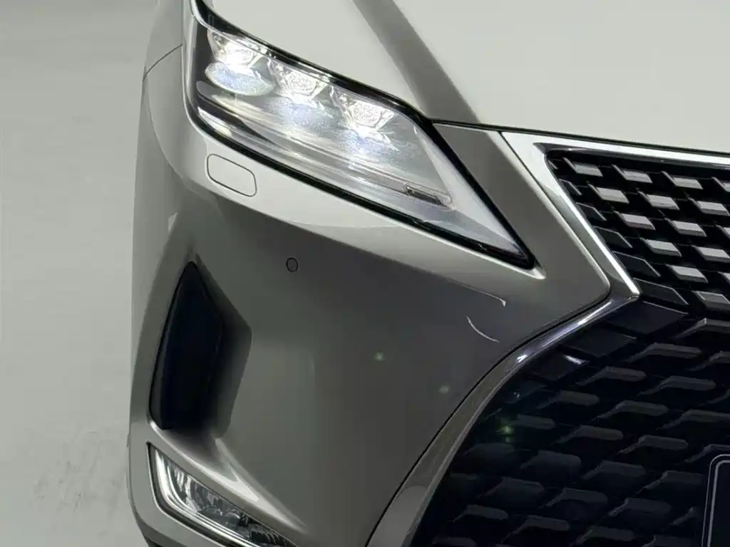 Lexus RX 2022 — фото 13