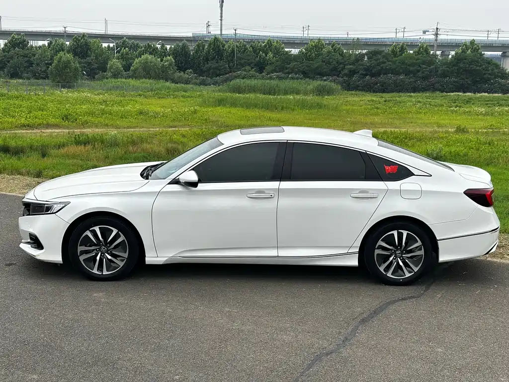 Honda Accord 2022 — фото 3