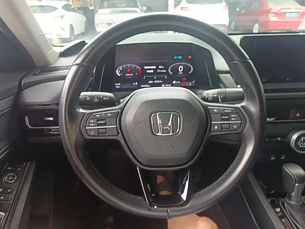 Honda Inspire 2024 — фото 11
