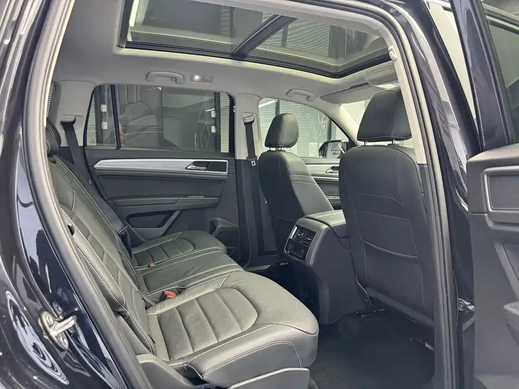 Volkswagen Teramont 2018 — фото 15