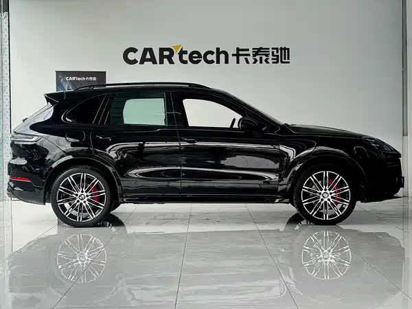 Porsche Cayenne 2011