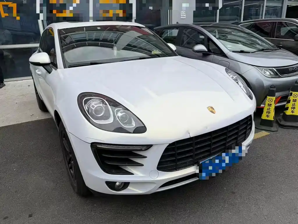 Porsche Macan 2018 — фото 1