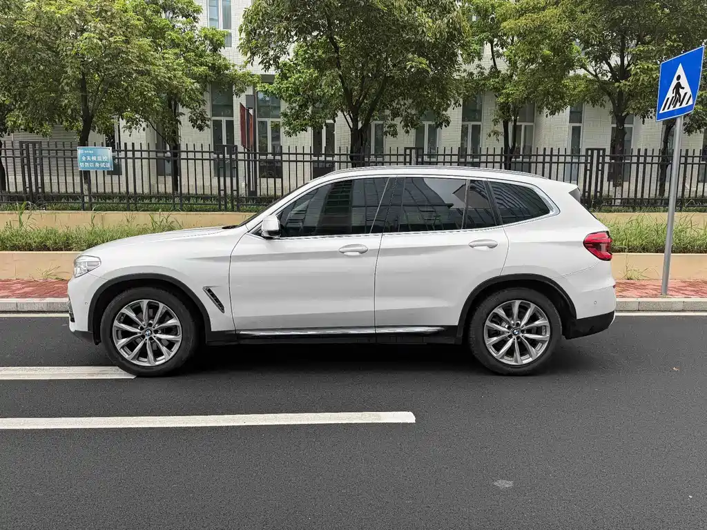 BMW X3 2019 — фото 17