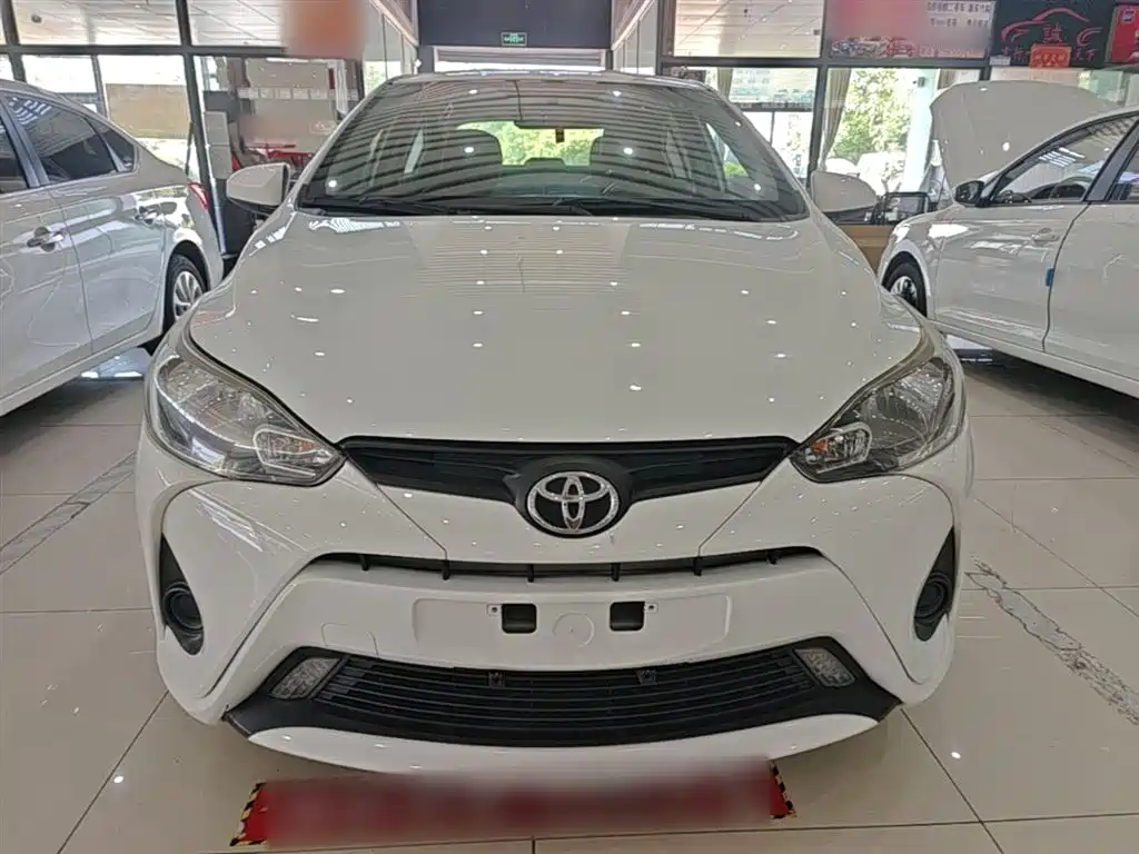 Toyota Yaris L 2019 — фото 3