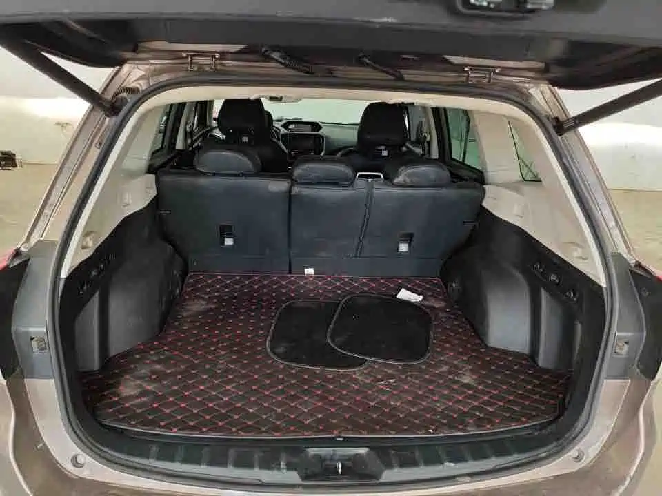 Subaru Forester 2022 — фото 10