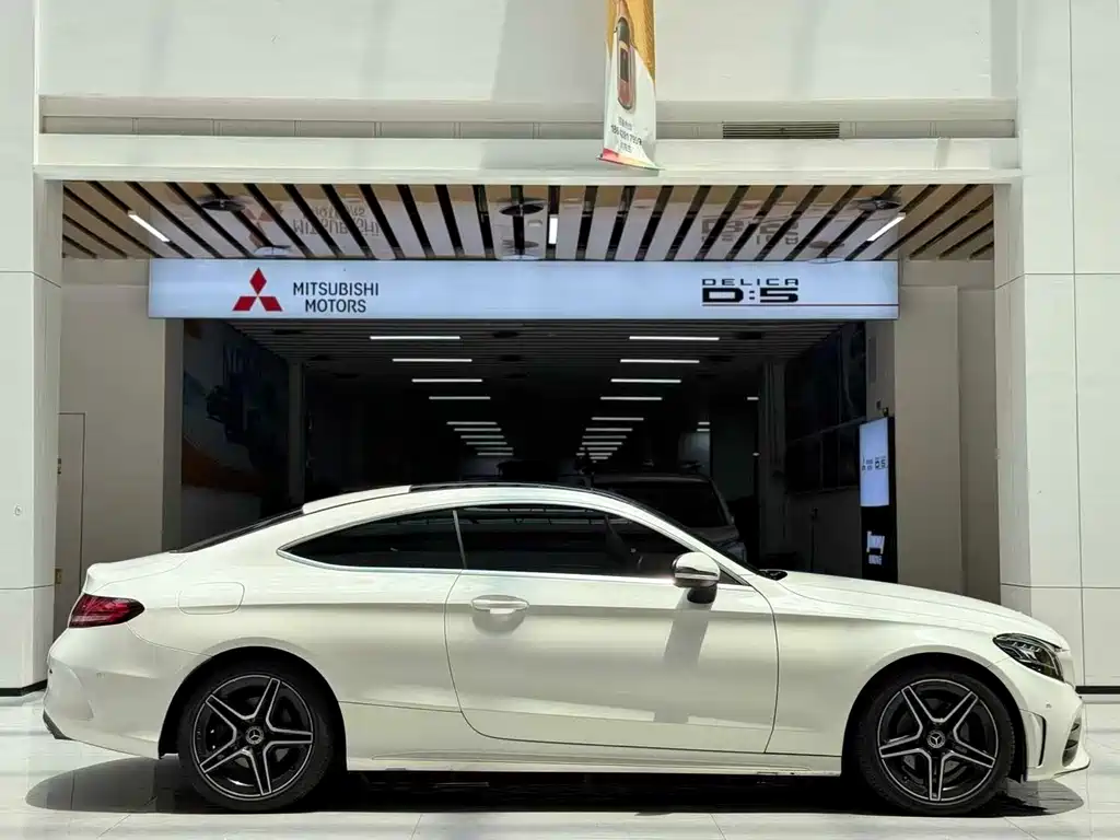 Mercedes-Benz C-Class 2020