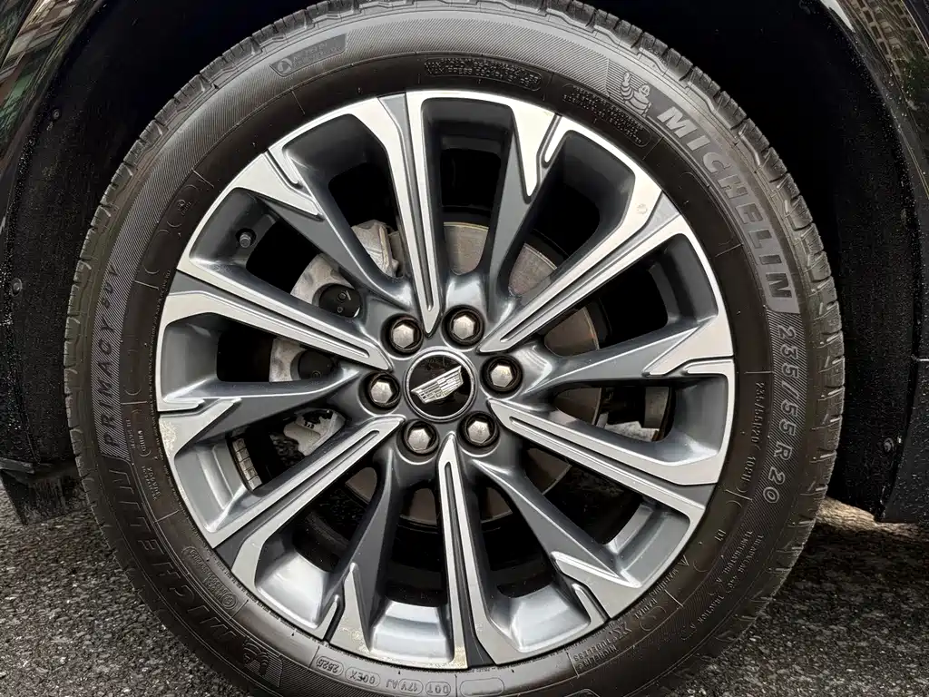 Cadillac XT5 2024 — фото 14