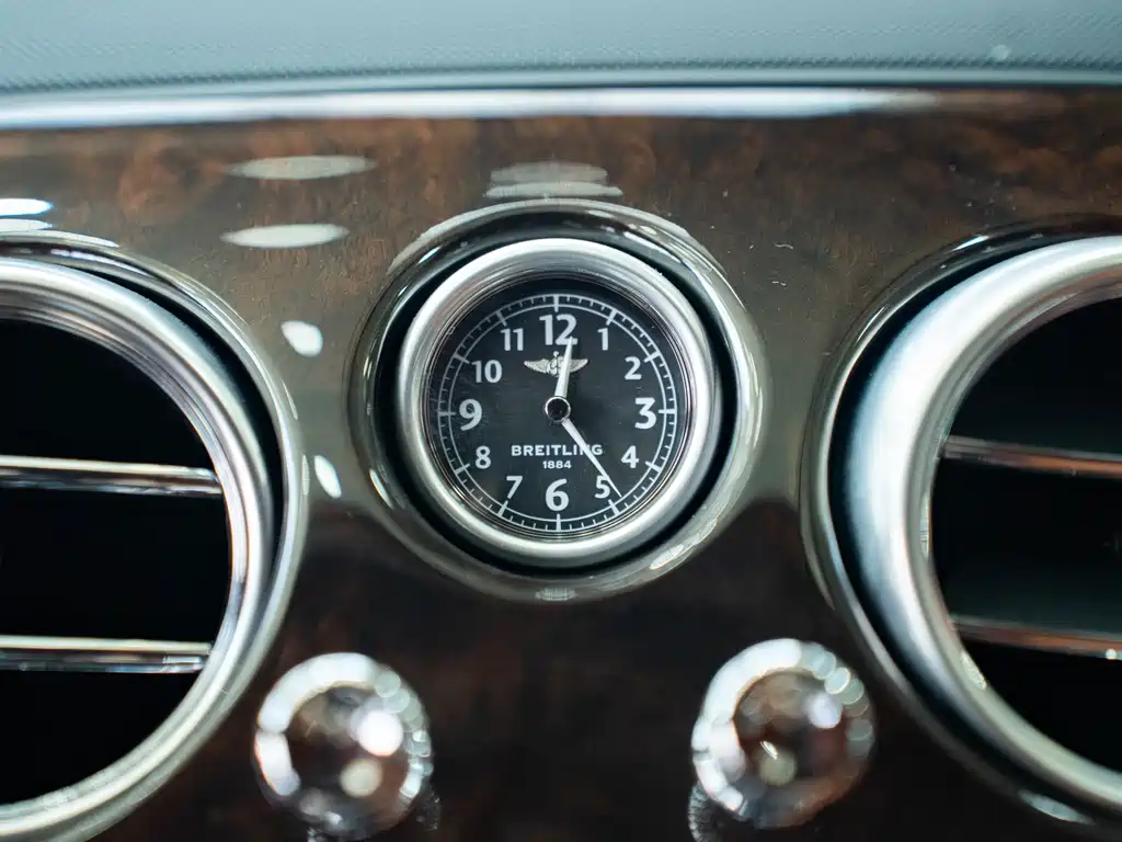 Bentley Flying Spur 2012 — фото 18
