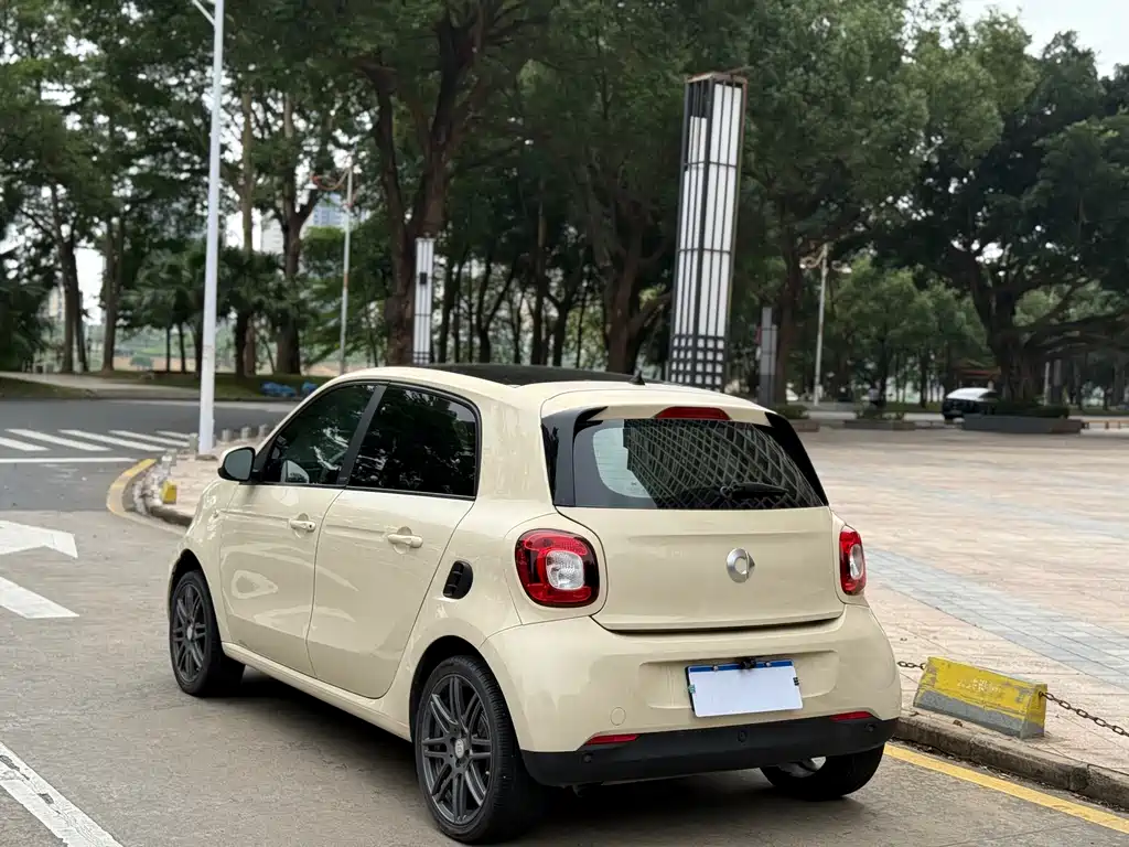 smart Forfour 2016 — фото 7