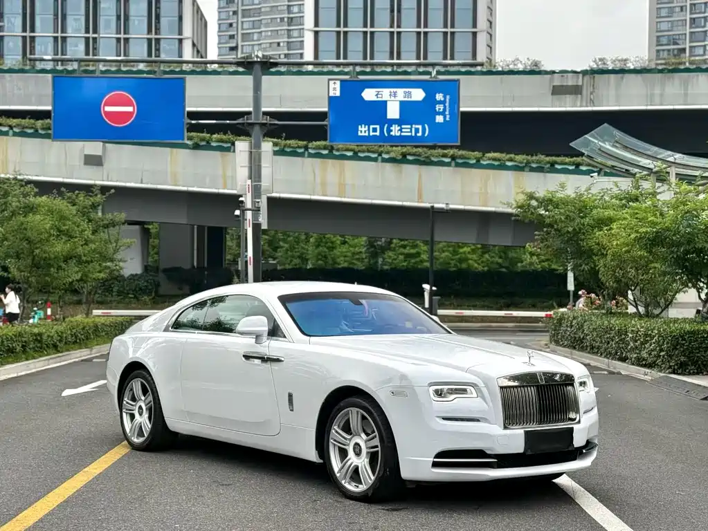 Rolls-Royce Wraith 2017 — фото 3