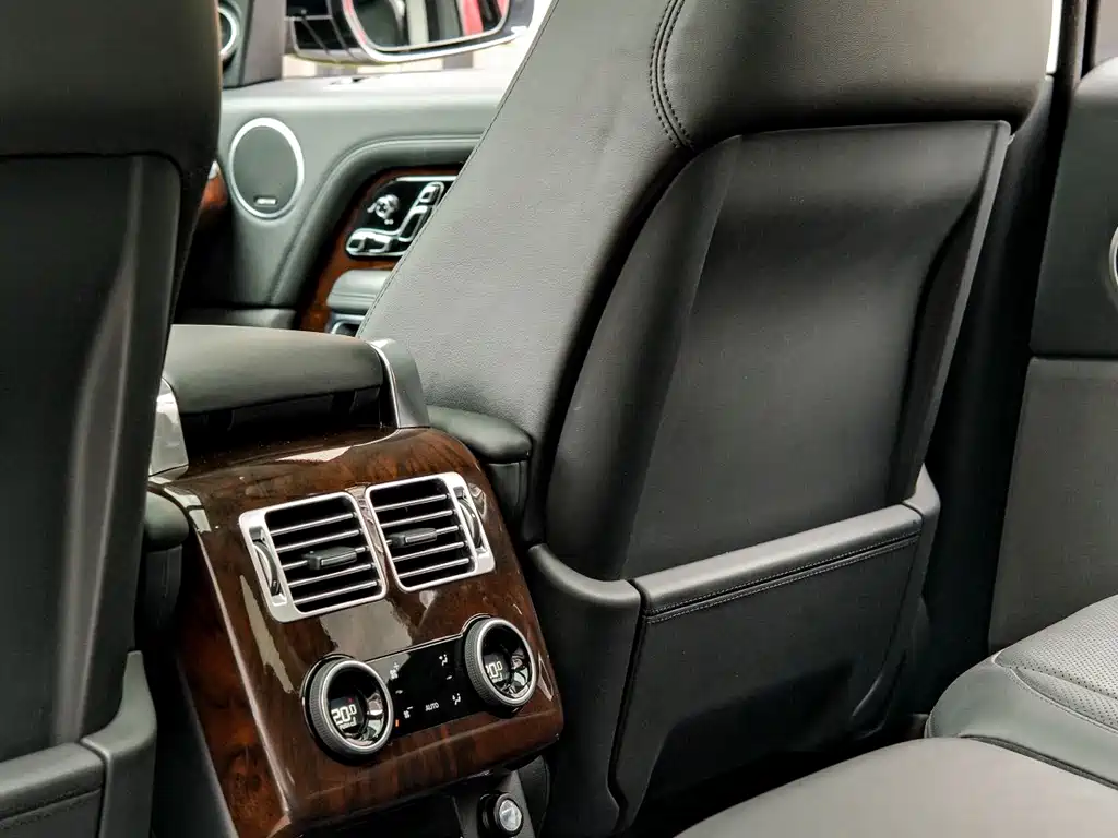 Land Rover Range Rover 2020 — фото 15