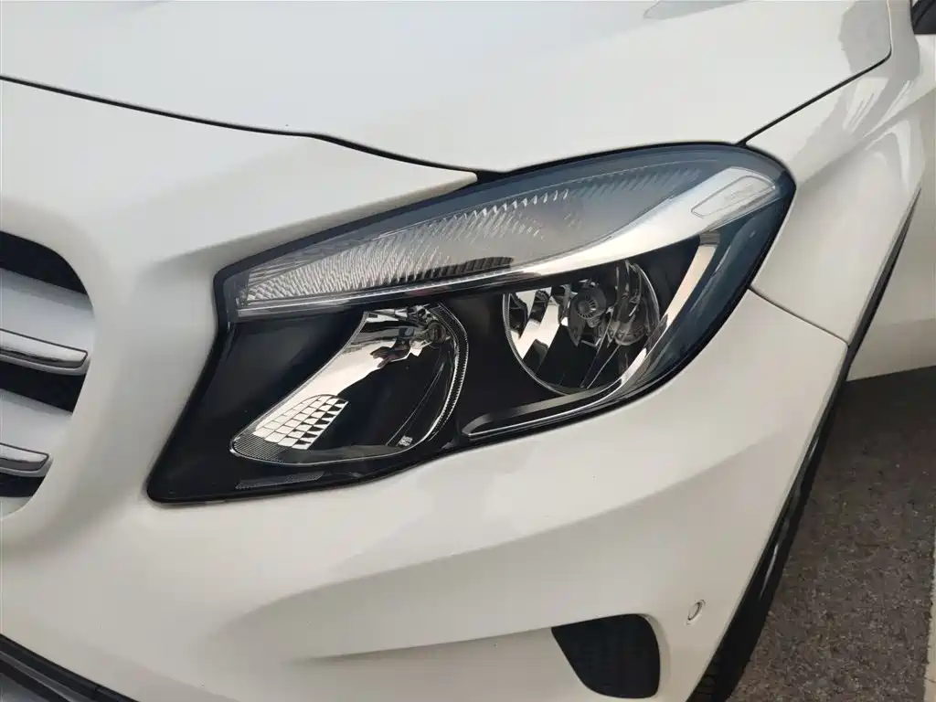 Mercedes-Benz GLA 2016 — фото 23