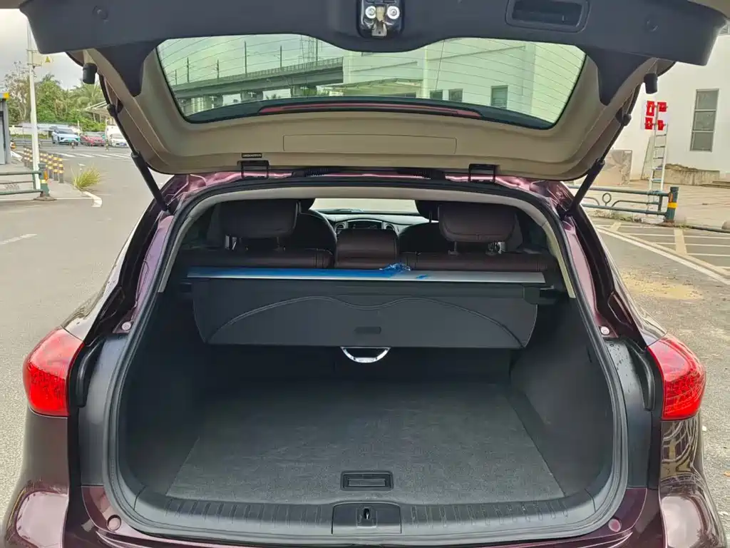 Infiniti QX50 2016 — фото 15