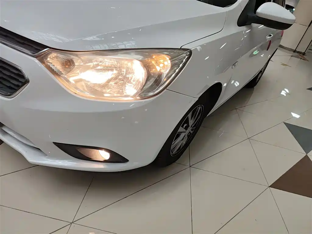 Chevrolet Sail 2018 — фото 19