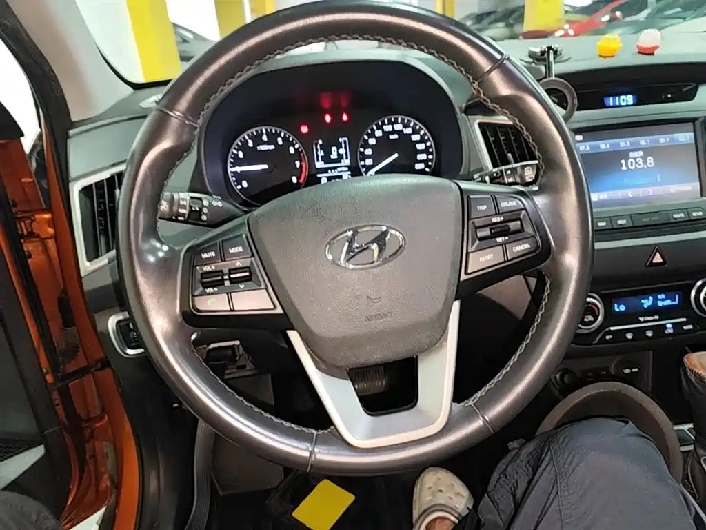 Hyundai ix25 2015 — фото 11