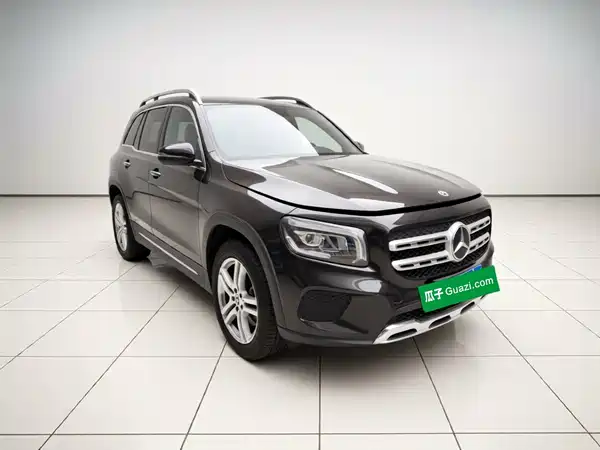 Mercedes-Benz GLB 2023