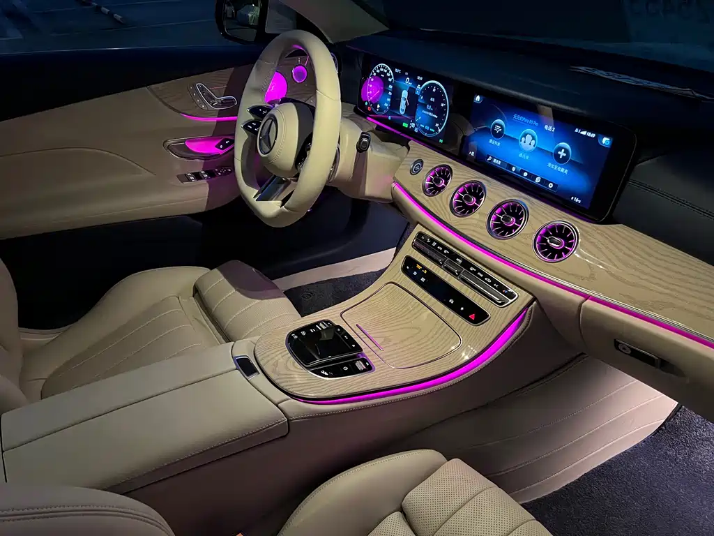 Mercedes-Benz E-Class 2021 — фото 18