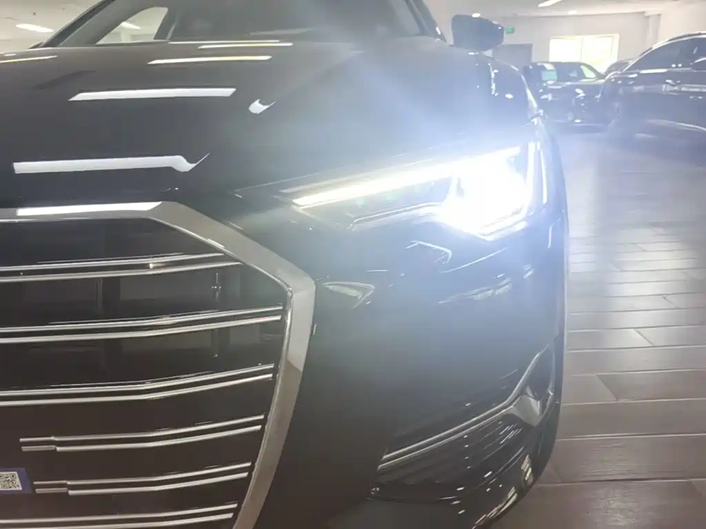 Audi A6L 2023 — фото 24