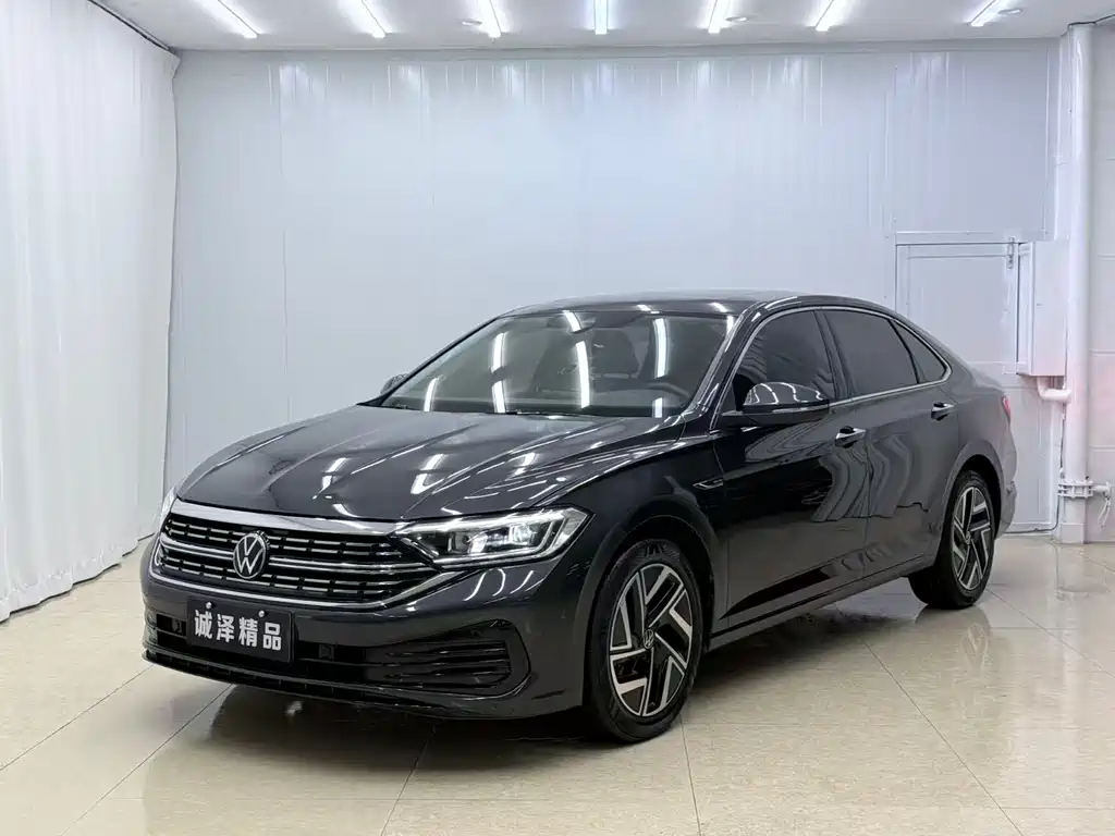 Volkswagen Sagitar 2022