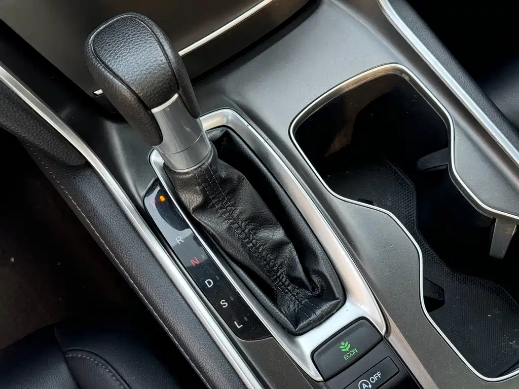 Honda Accord 2021 — фото 16