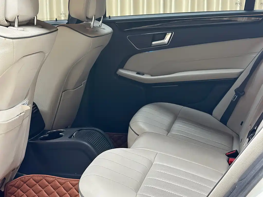 Mercedes-Benz E-Class 2015 — фото 5