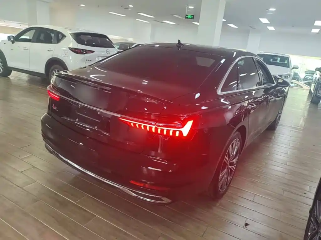 Audi A6L 2023