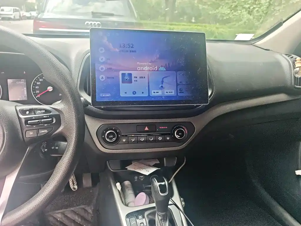 Kia KX3 2015 — фото 9