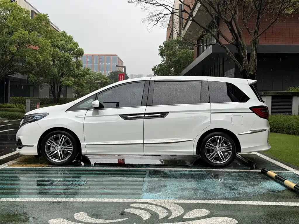 Honda Elysion 2019