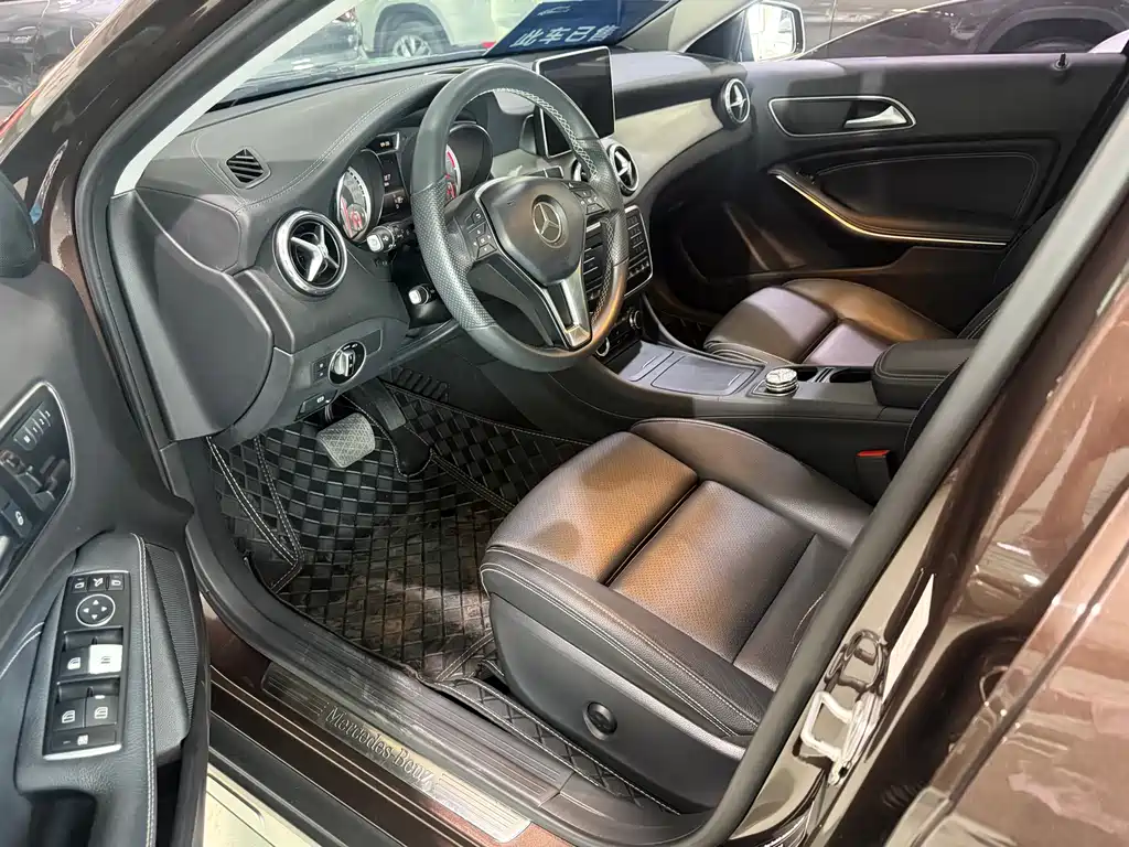 Mercedes-Benz GLA 2016 — фото 6