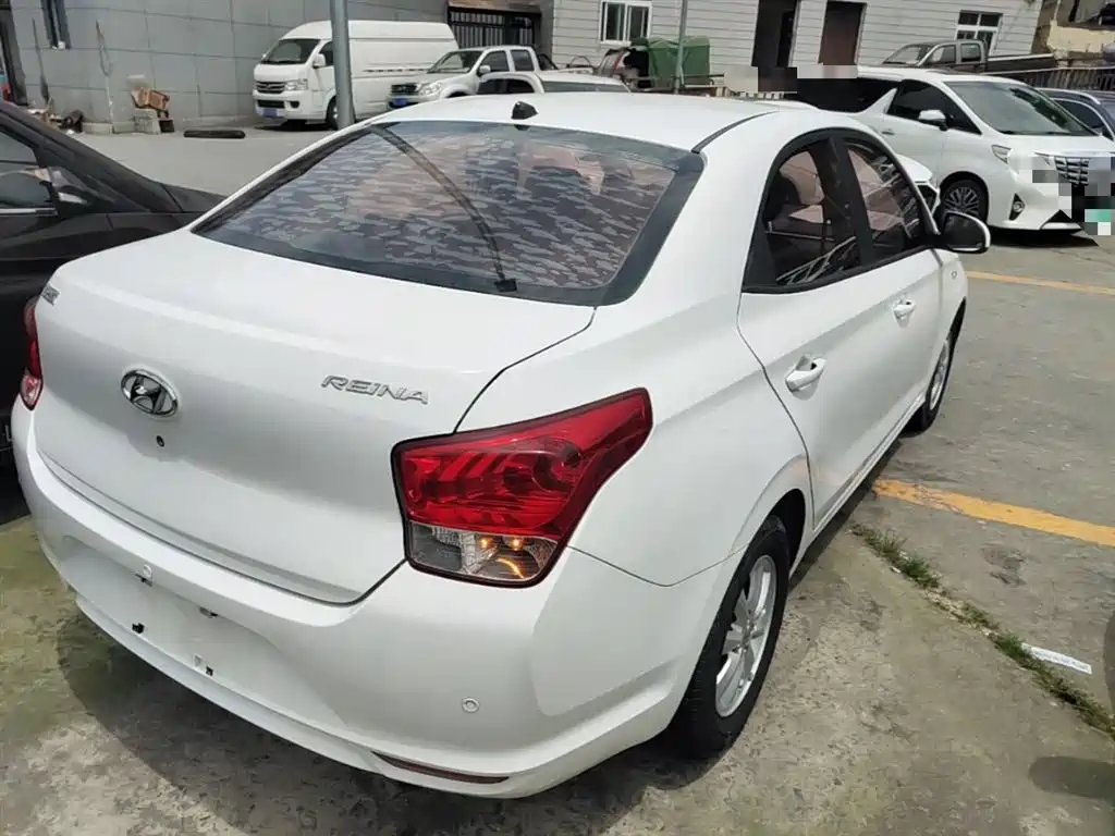 Hyundai Verna 2019 — фото 7