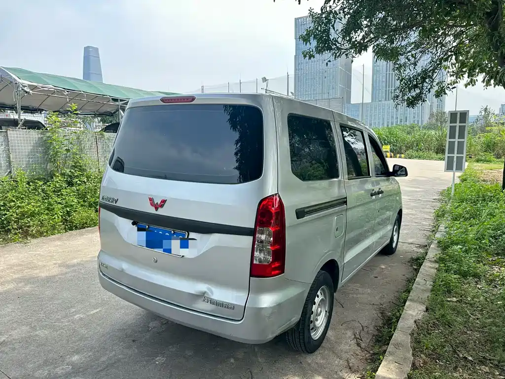 Wuling Hongguang V 2024 — фото 9