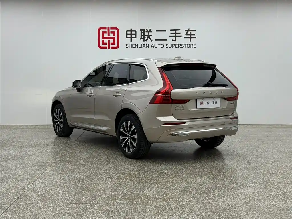 Volvo XC60 2024 — фото 4