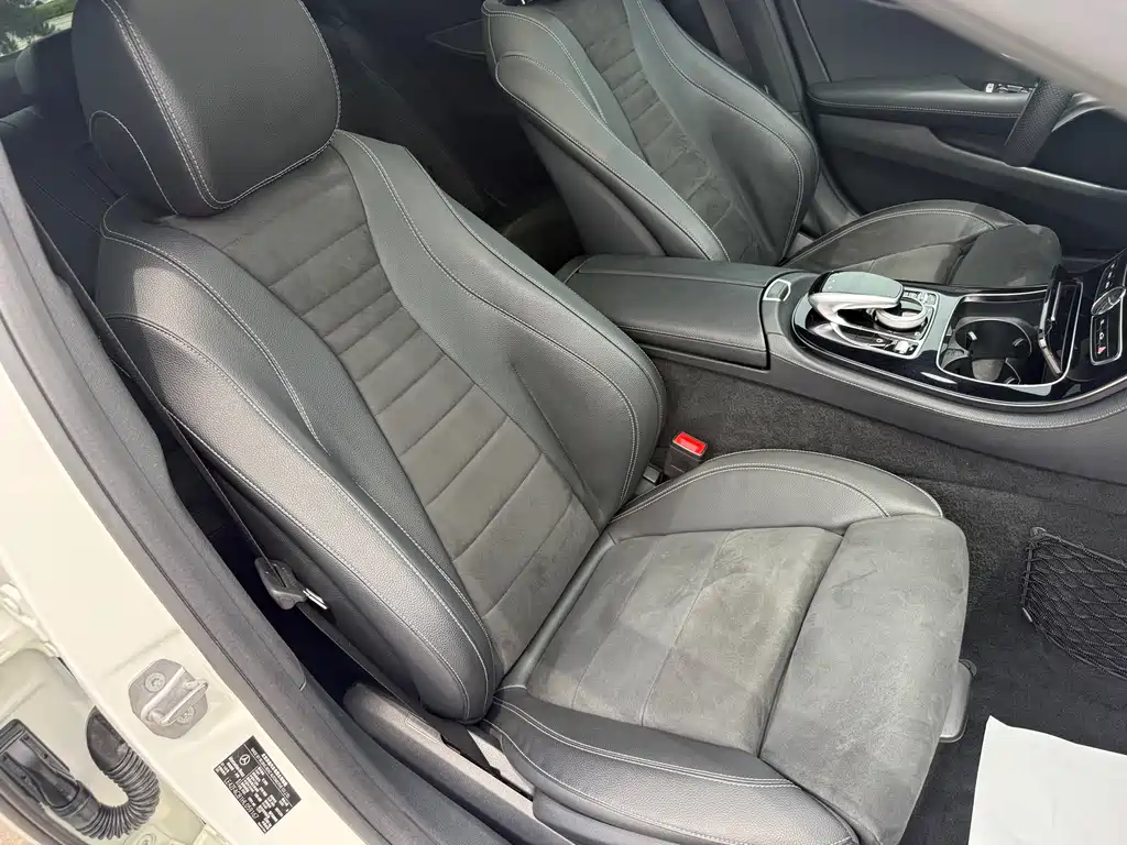 Mercedes-Benz E-Class 2018 — фото 38