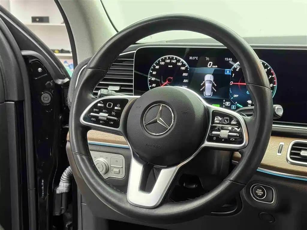 Mercedes-Benz GLE New Energy 2022 — фото 11