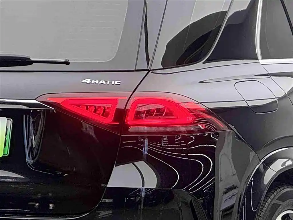 Mercedes-Benz GLE New Energy 2022 — фото 15