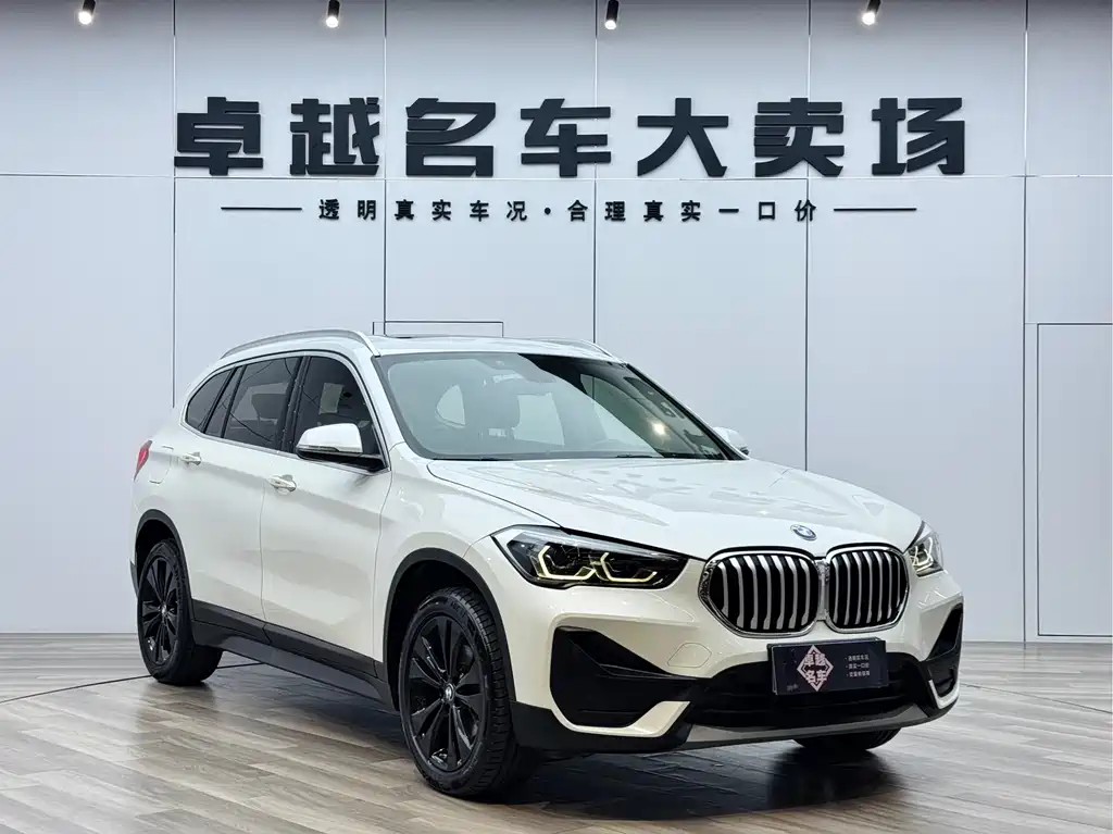BMW X1 2020 — фото 3