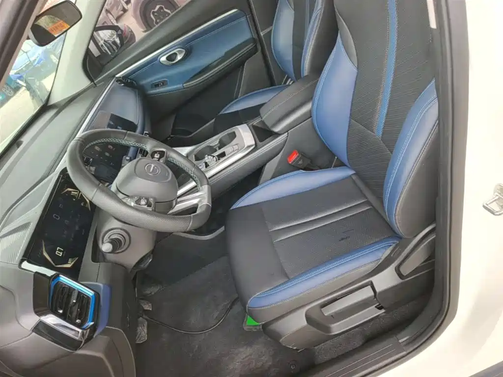 GAC Motor Trumpchi GS3 2023 — фото 15
