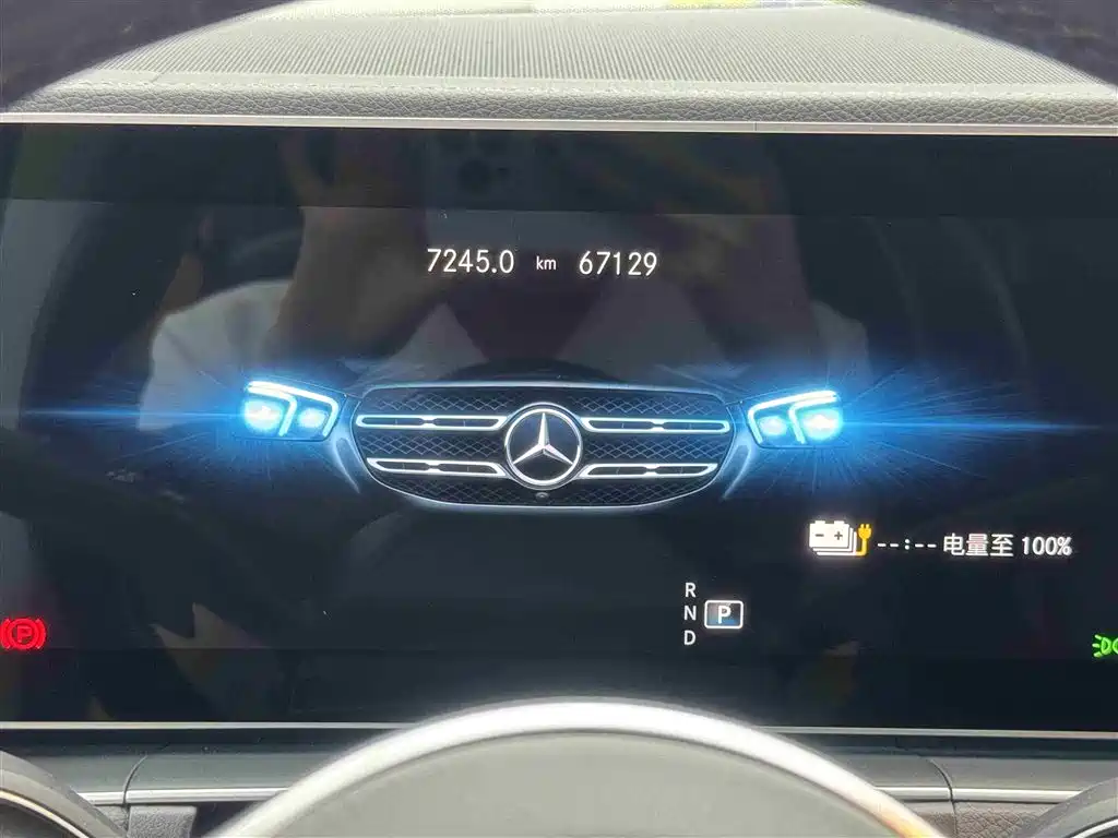Mercedes-Benz GLE New Energy 2022 — фото 12
