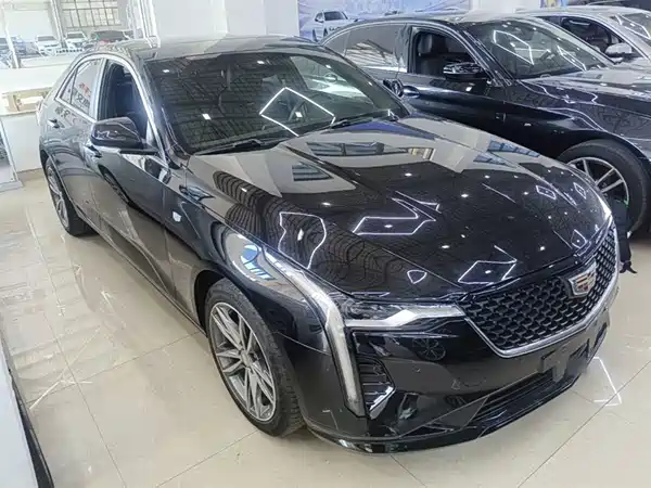 Cadillac CT4 2021