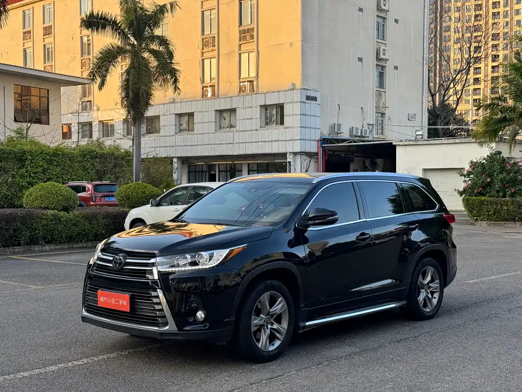 Toyota Highlander 2018 — фото 2