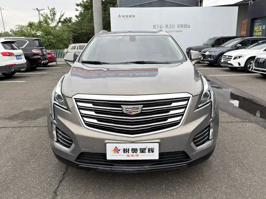 Cadillac XT5 2017 — фото 2