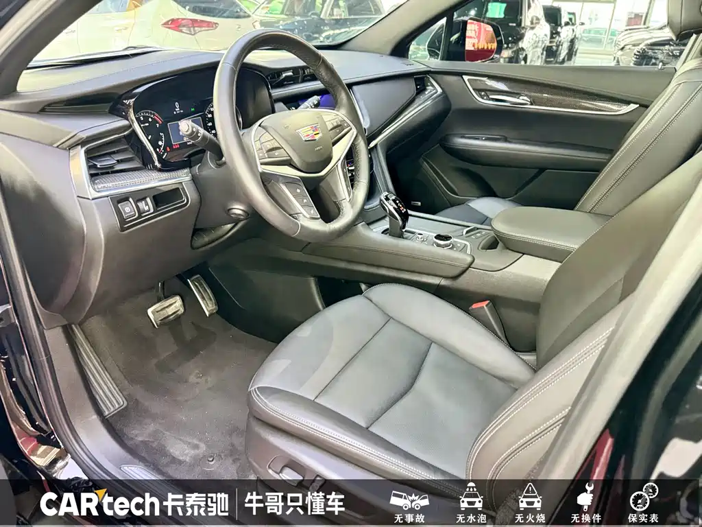 Cadillac XT5 2024 — фото 11