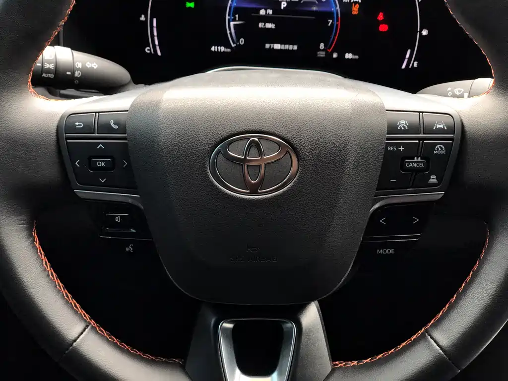 Toyota Avalon 2025 — фото 17