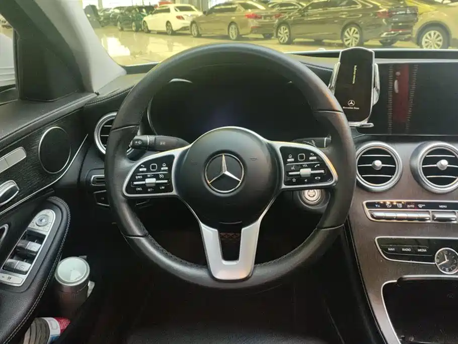 Mercedes-Benz C-Class 2019 — фото 15