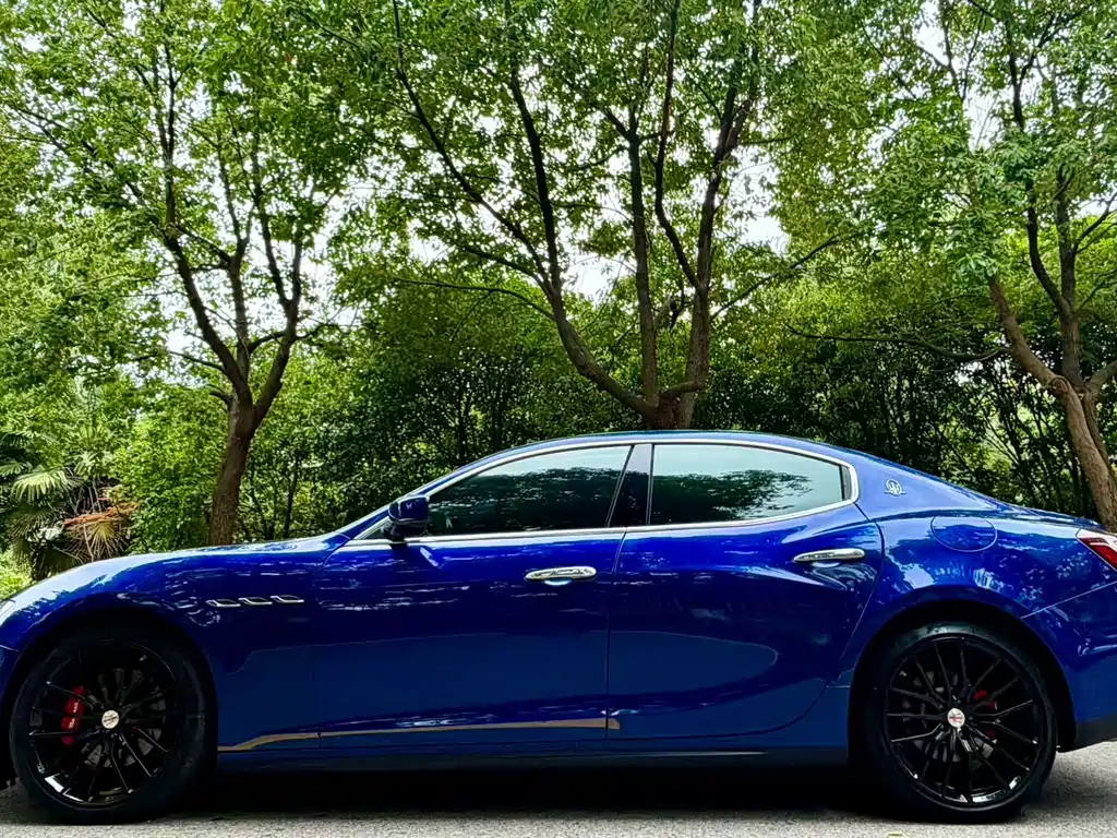 Maserati Ghibli 2017 — фото 3